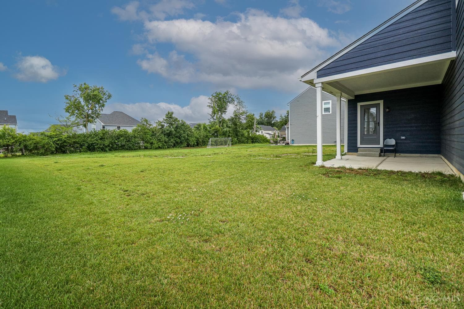 10312 Tice Street