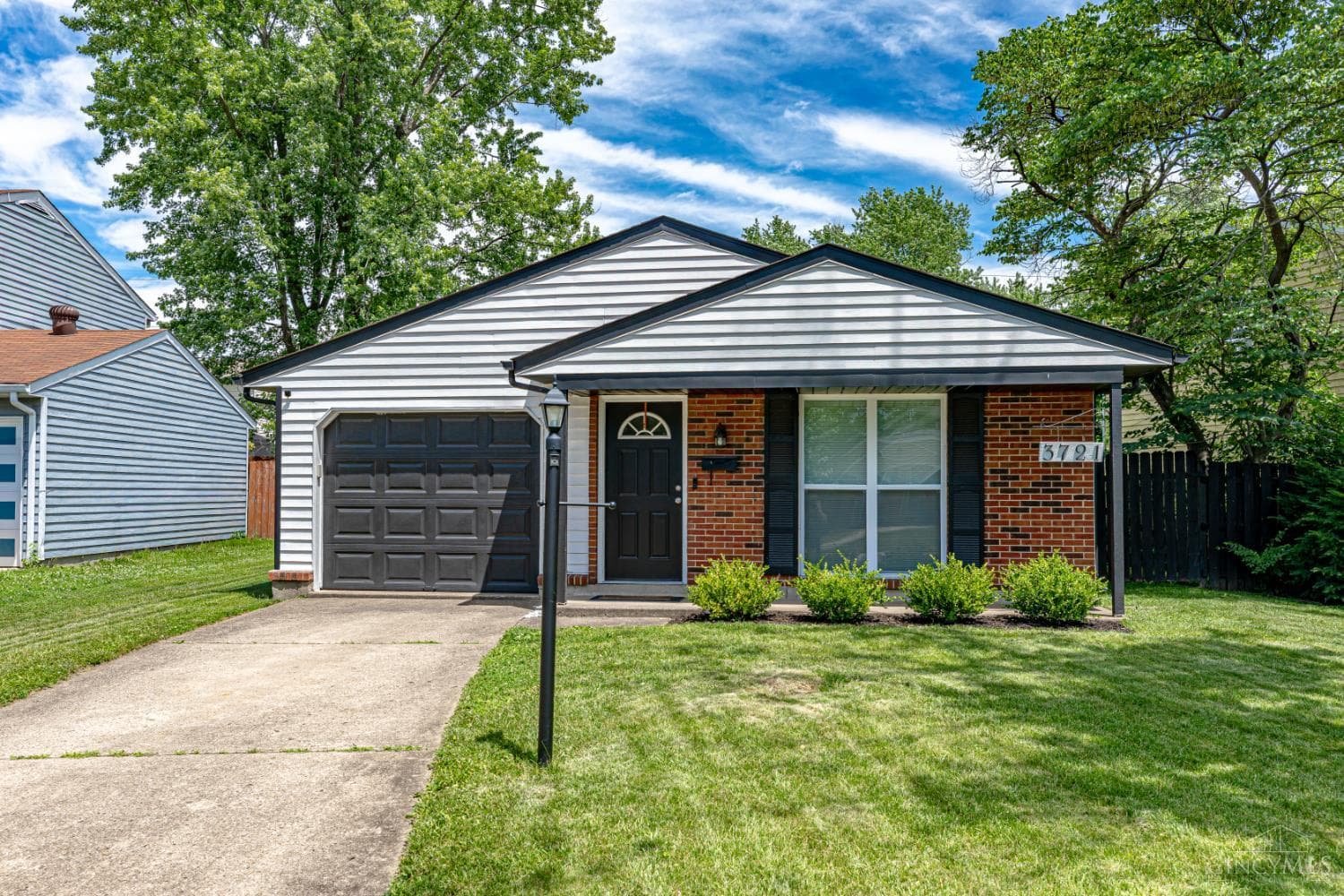 3721 Ellis Way