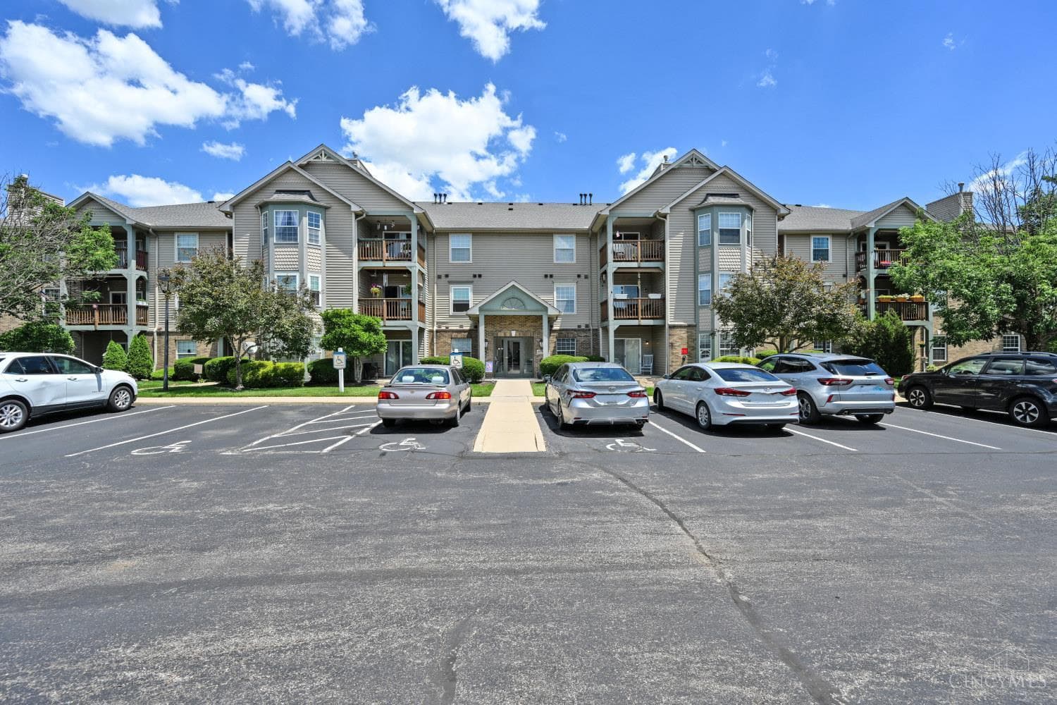 4941 Arbor Woods Court