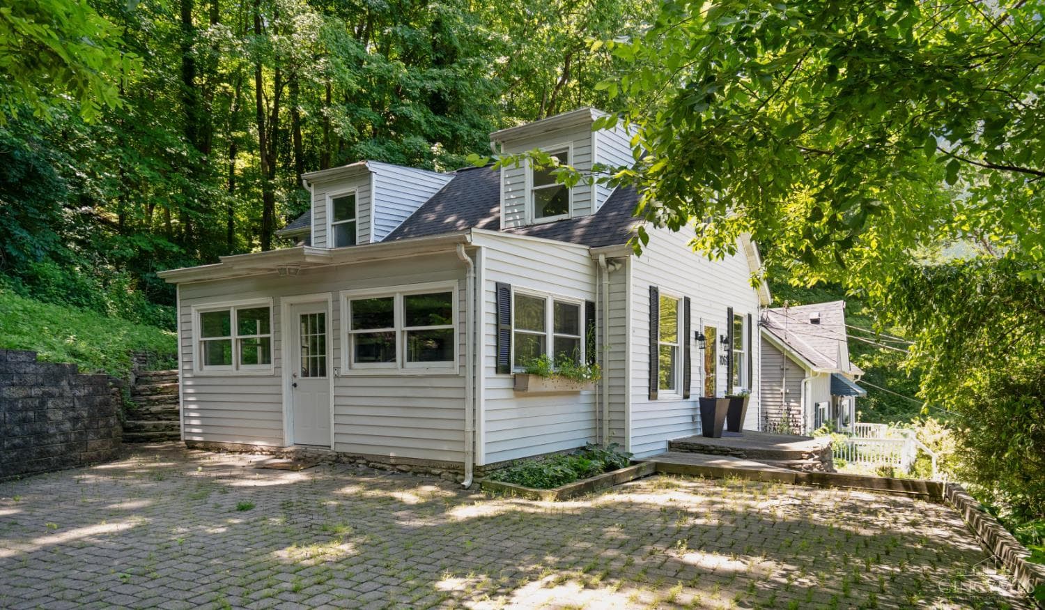 7061 Clough Pike, Anderson Twp