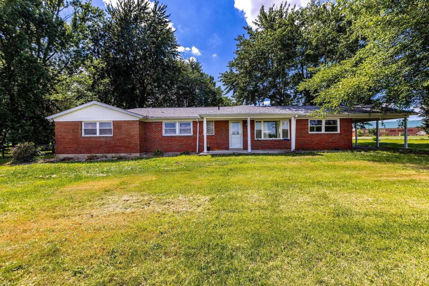 1593 Stephens Road