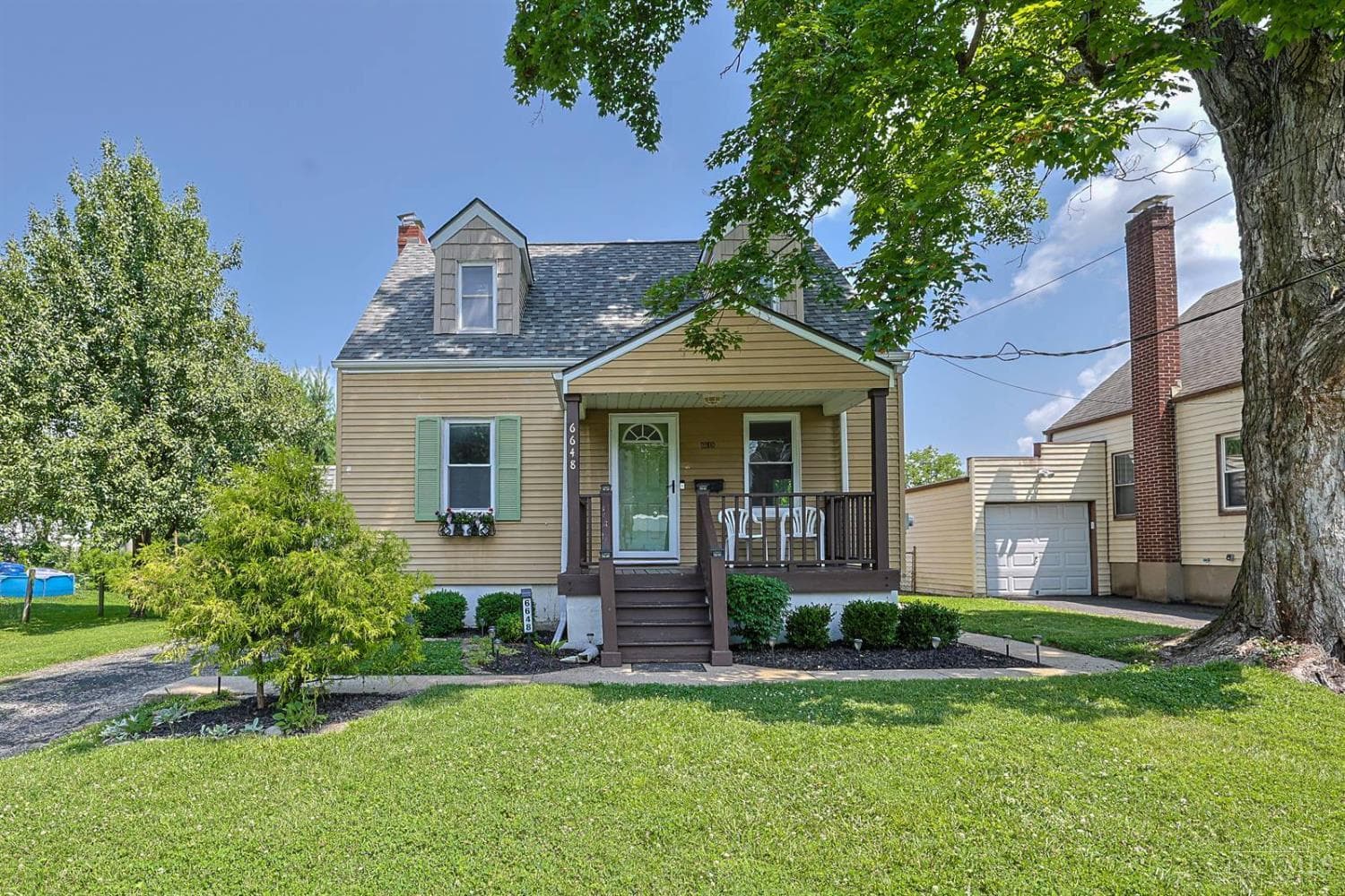 6648 Foster Avenue
