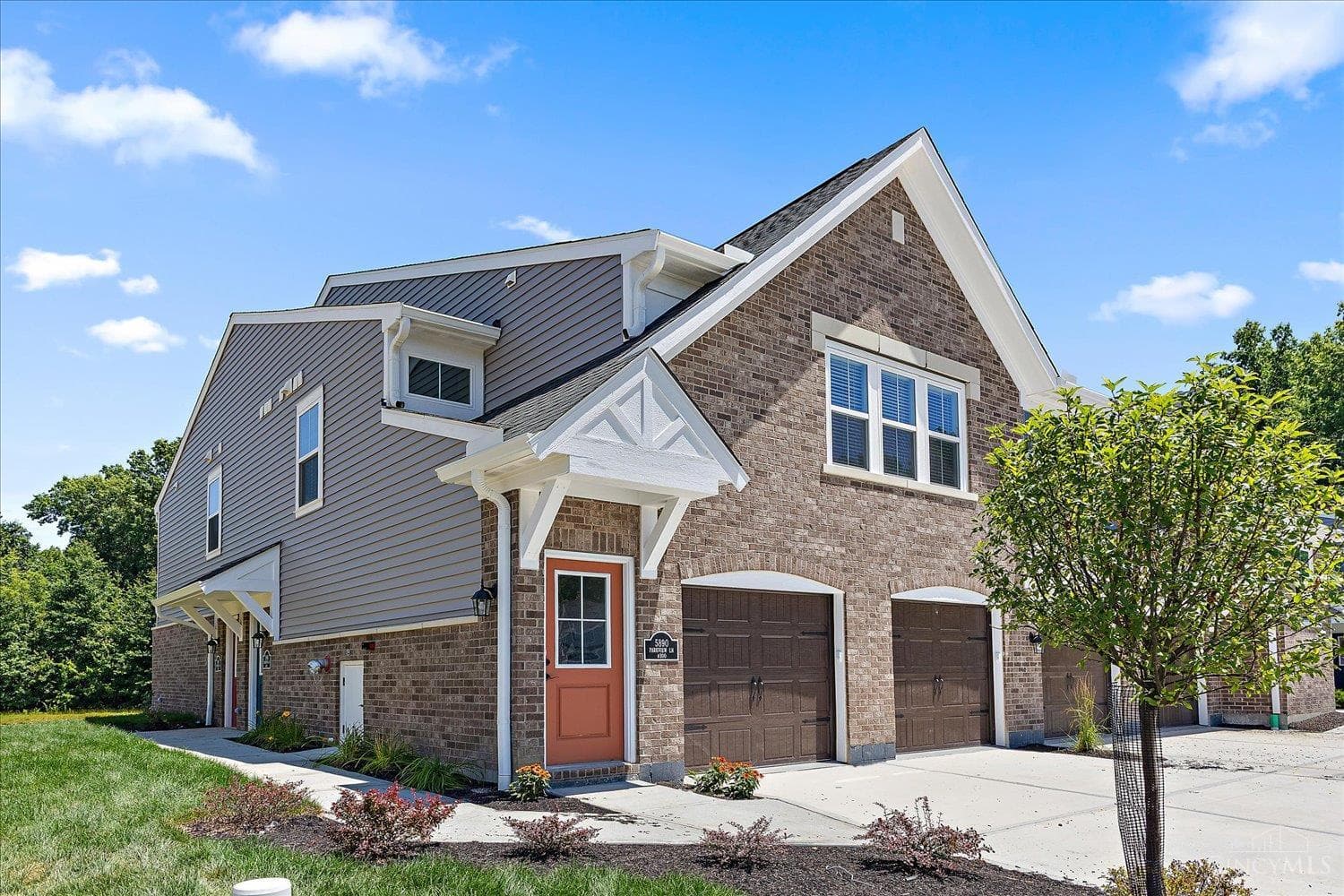 301 Parkview Lane