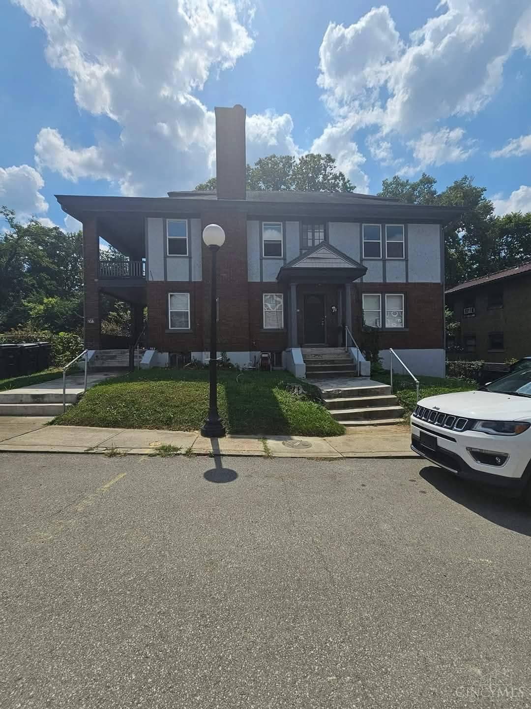 723 Chalfonte Place, Cincinnati