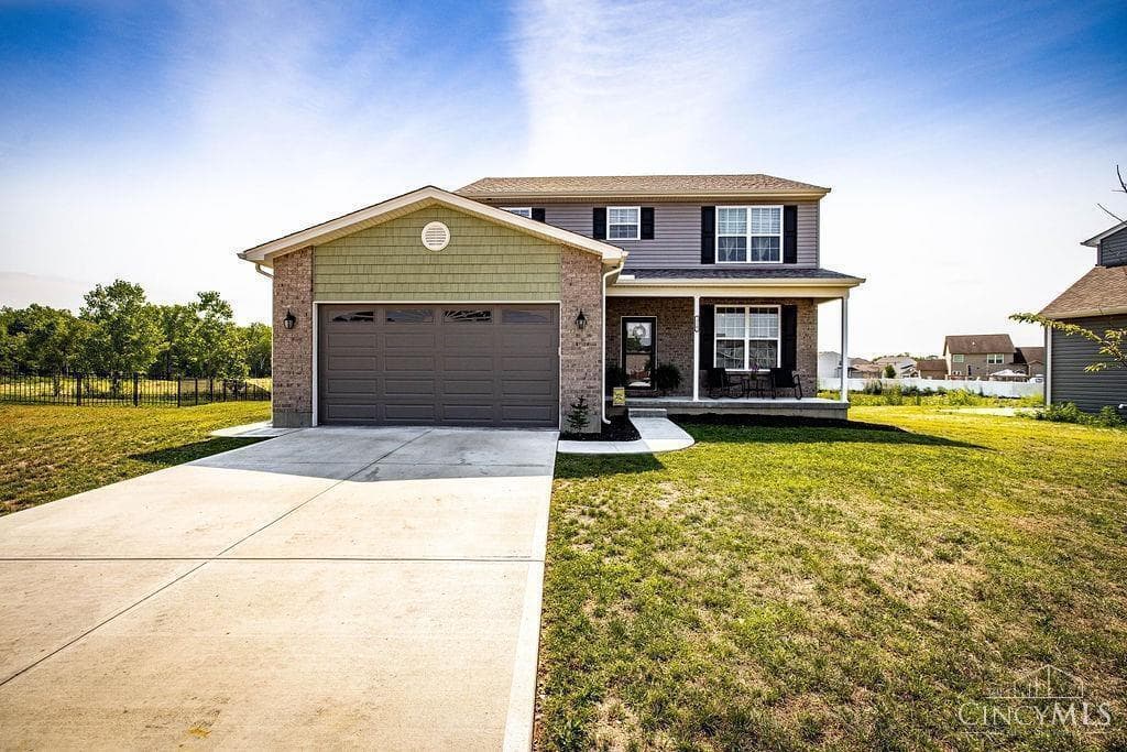 318 Brampton Place