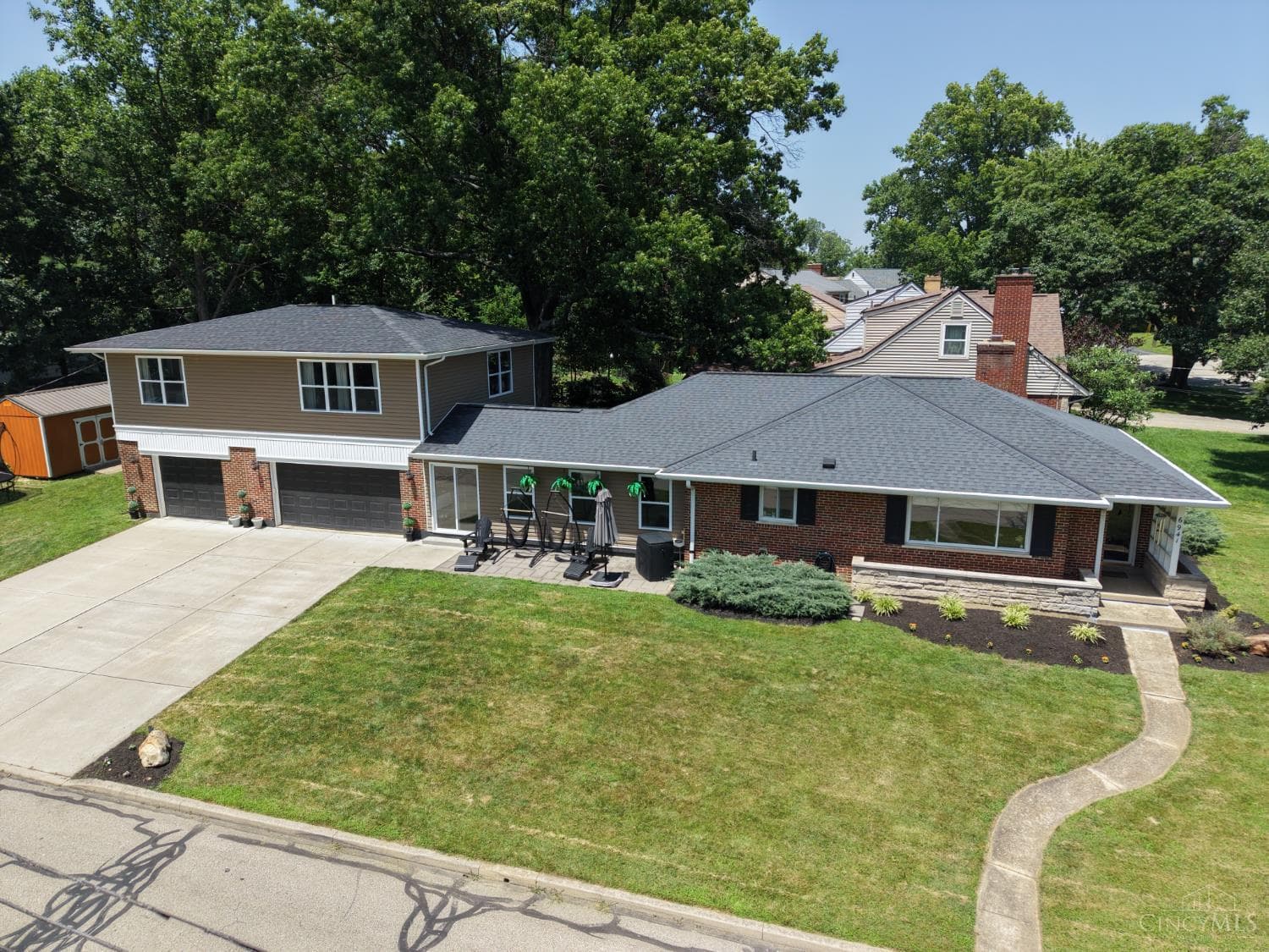 6941 Rosemary Lane