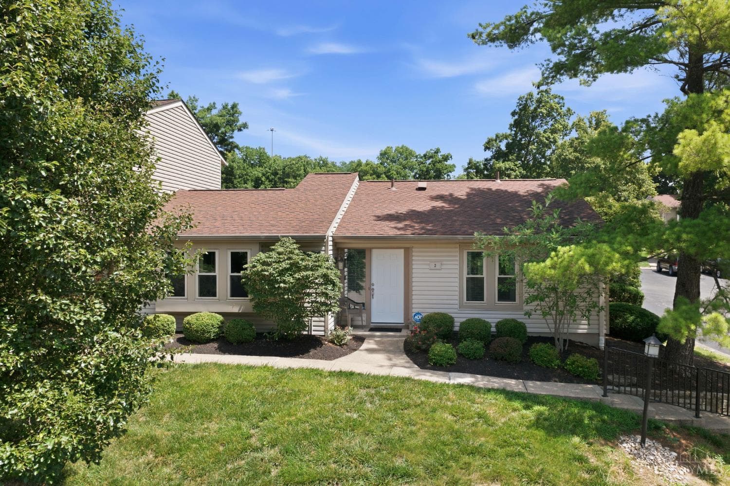 2 Boxwood Court