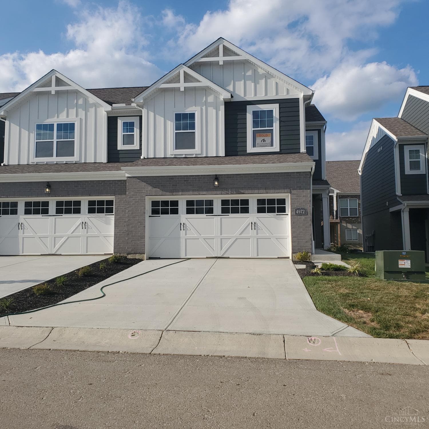 Pebble Court, Liberty Twp