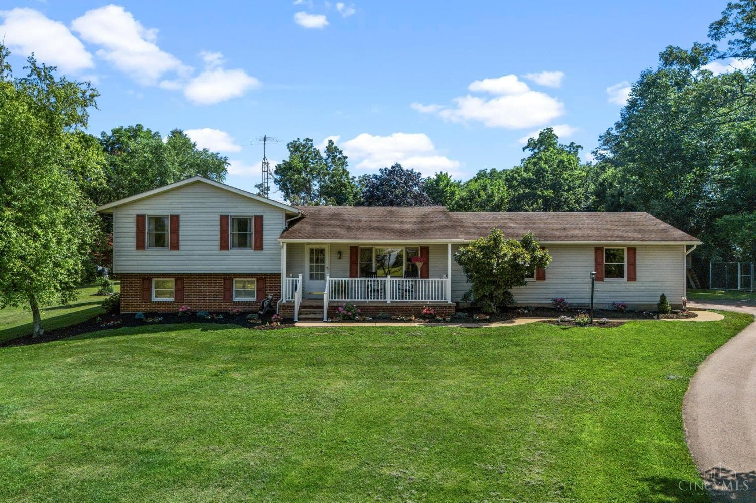 561 Steelle Road