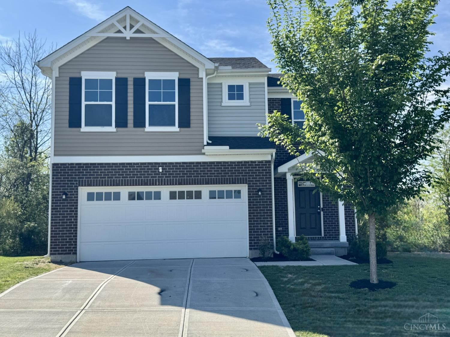2905 Pine Leaf Court