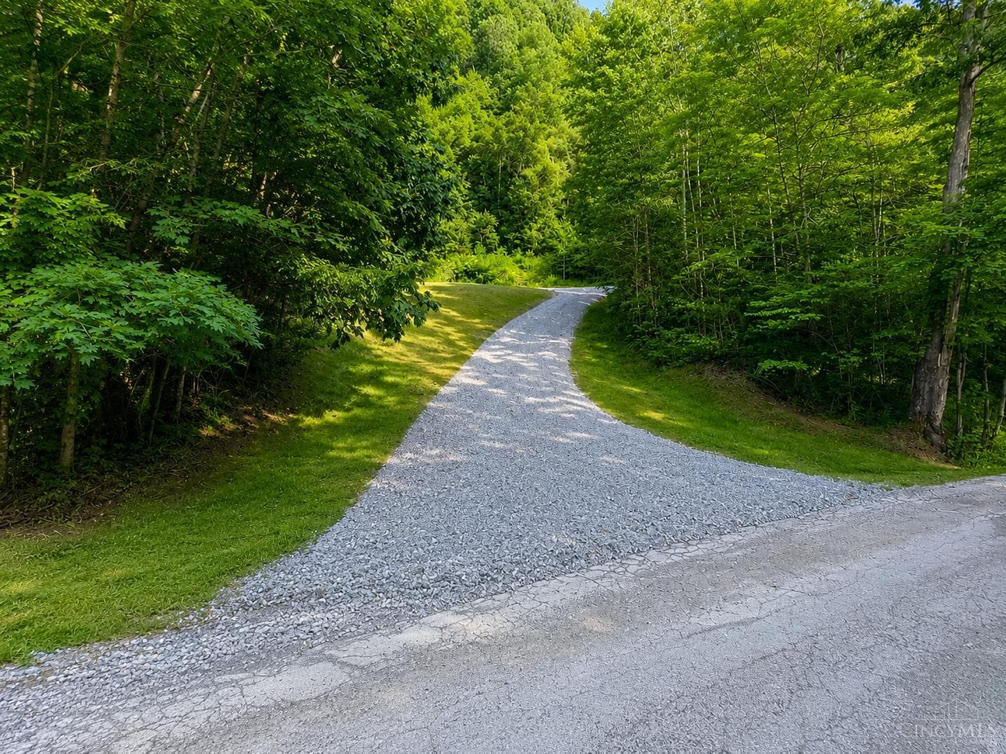 Straight Creek Road