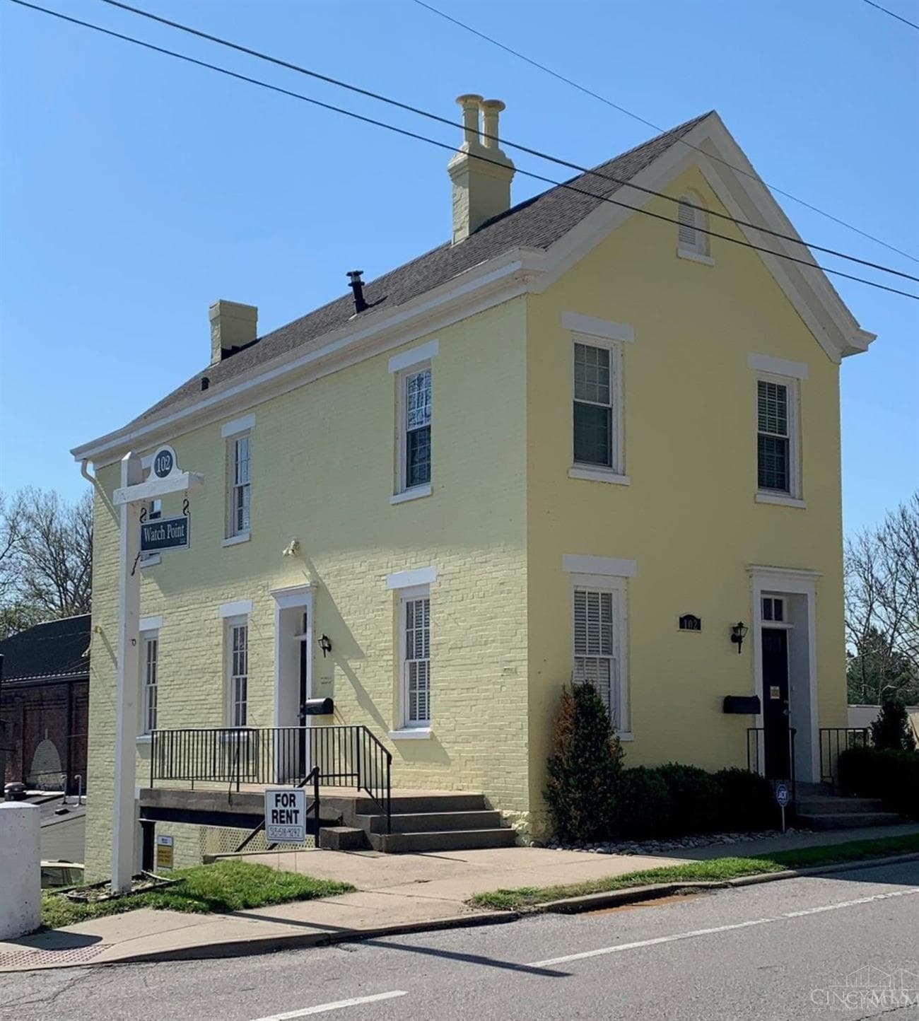 102 Wooster Pike