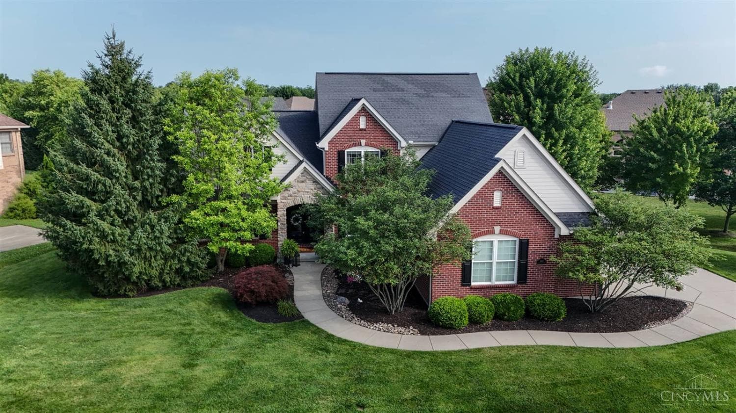 8232 Ascot Glen Court