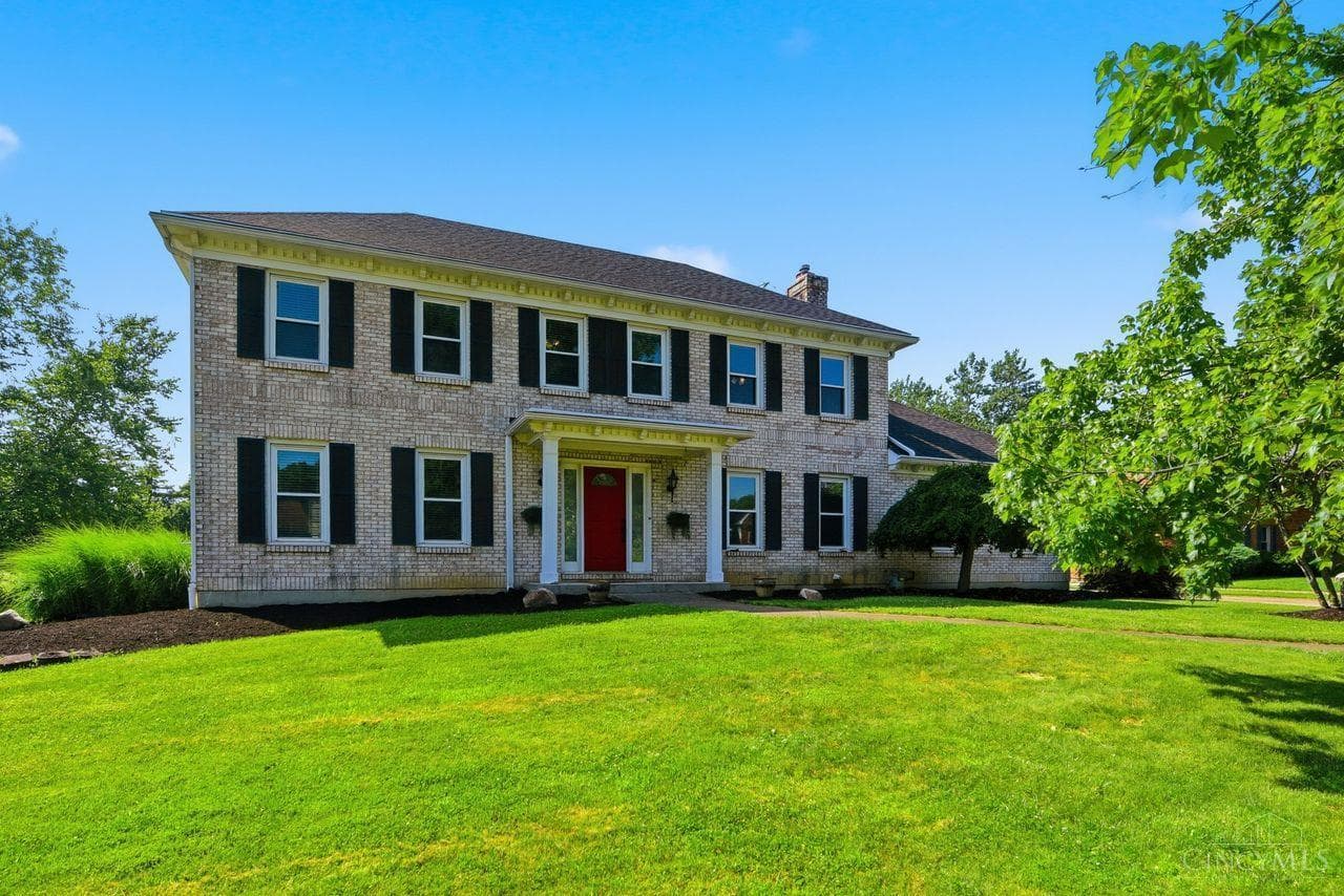 12075 Timberlake Drive, Symmes Twp