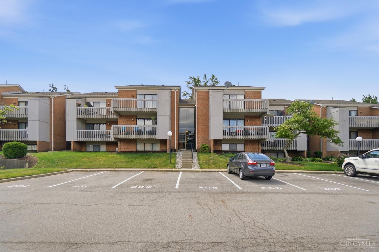 1120 Eagle Feather Circle