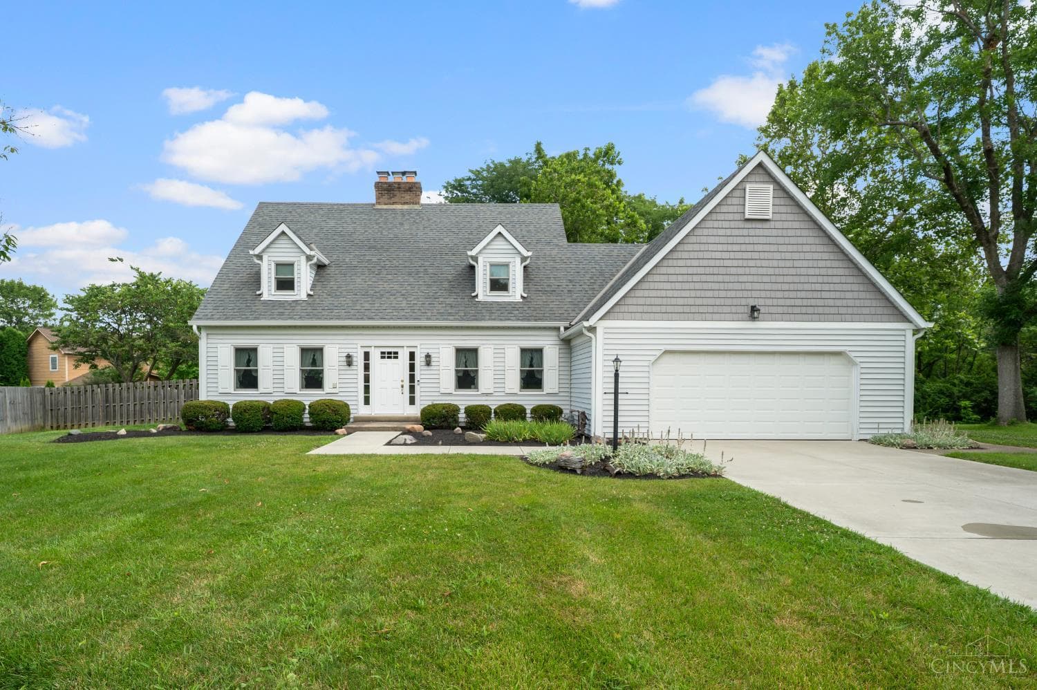 985 Locust Court, Mason