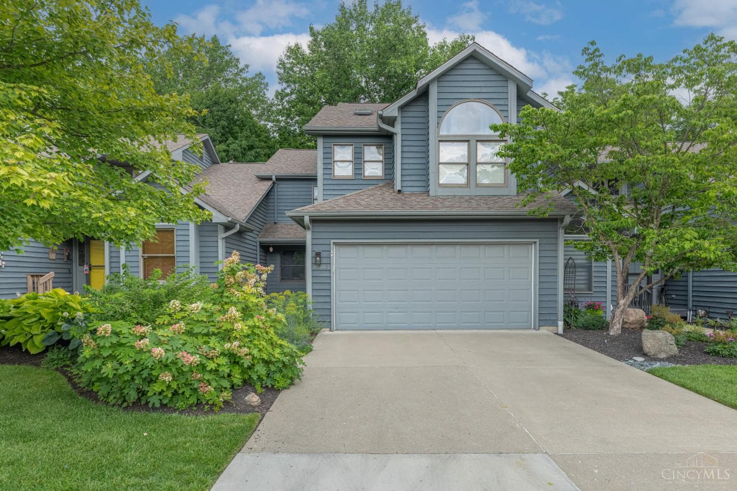 4903 Hickory Hollow