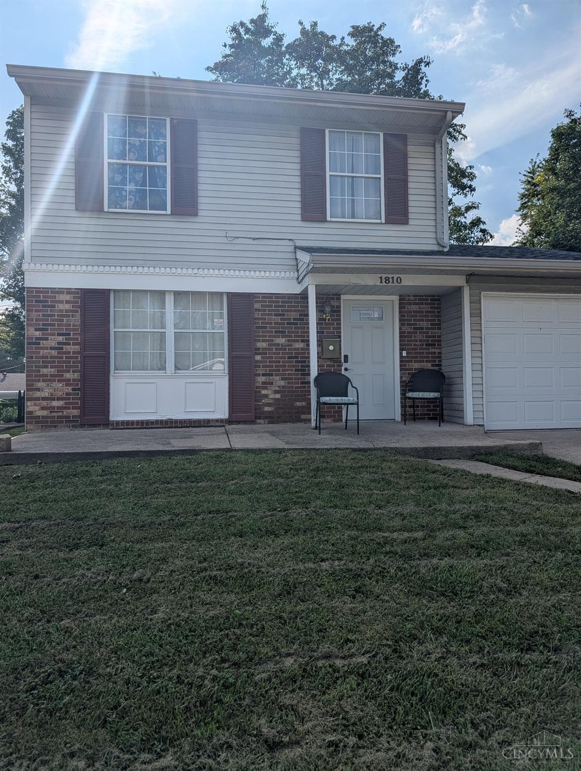 1810 waynebrook Drive
