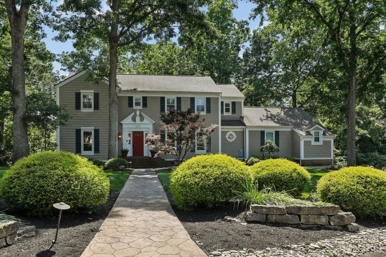 8383 Ellenwoods Drive
