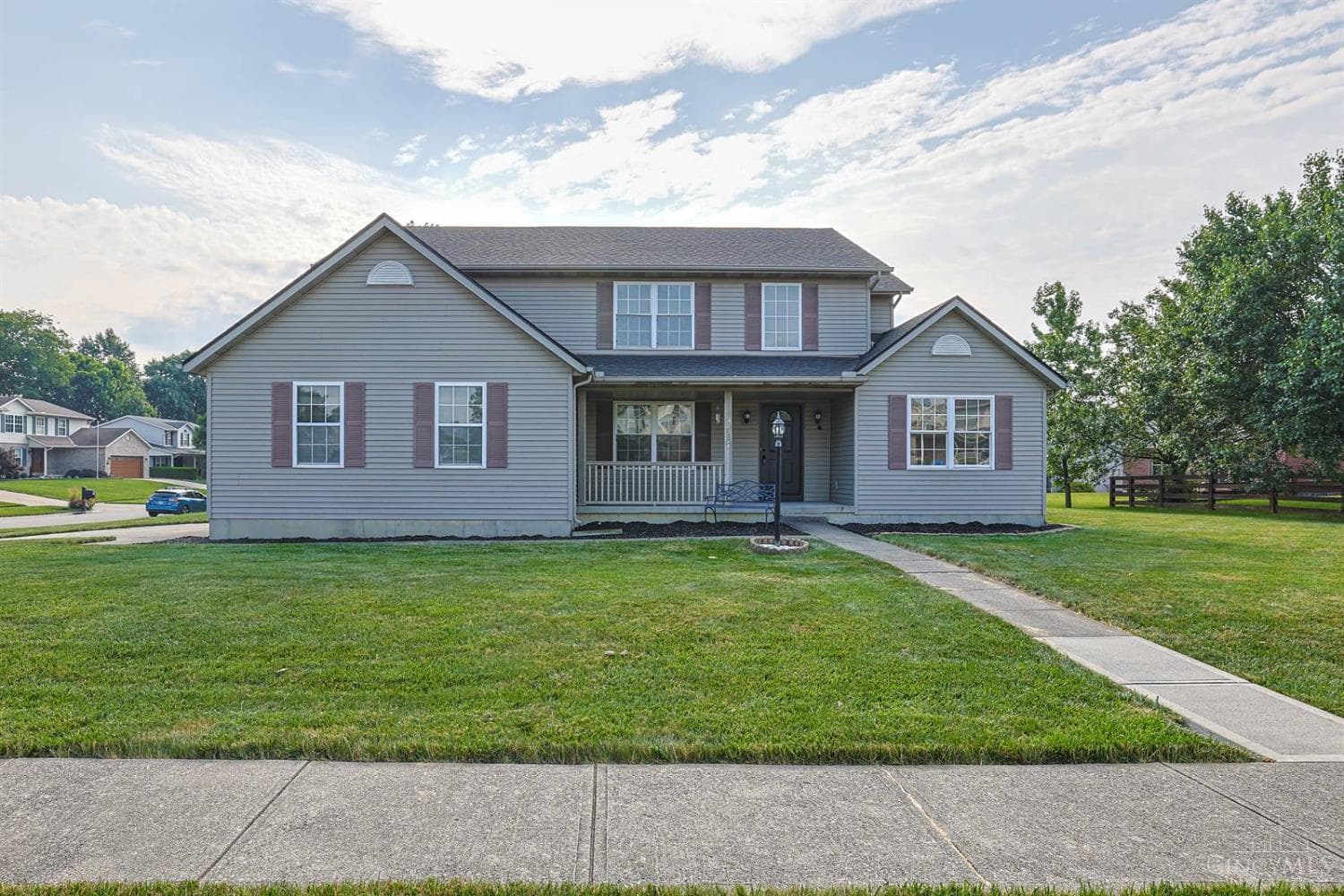3789 Treadway Trail