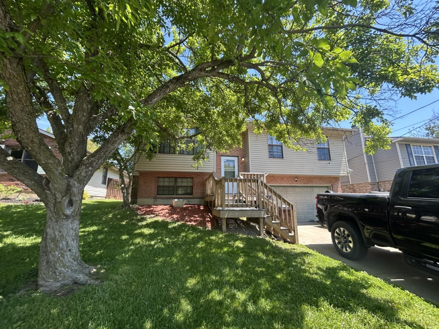 2625 Saybrook Drive