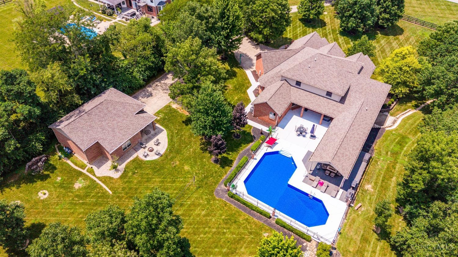5774 Maud Hughes Road
