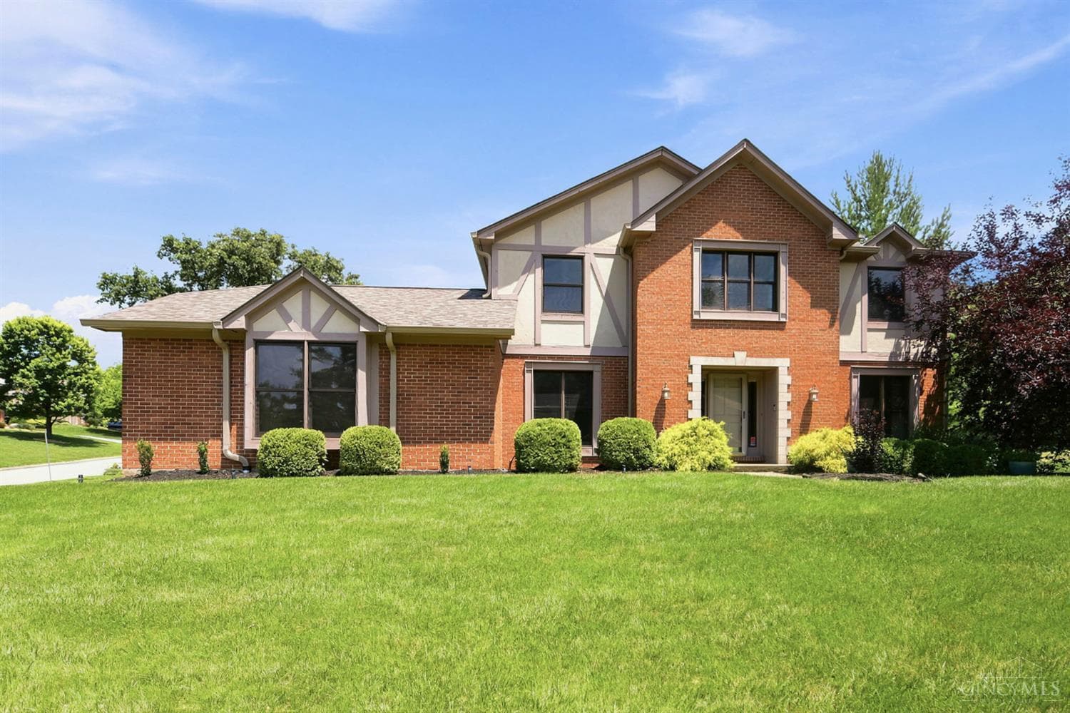 6980 Dovehill Lane, Cincinnati