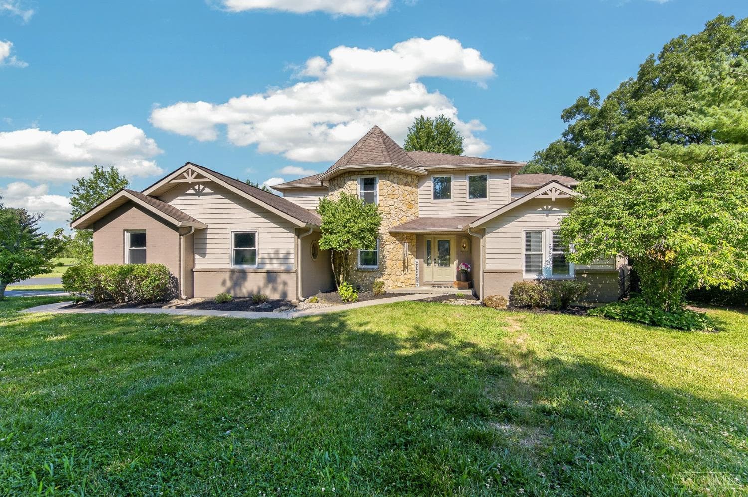 5921 Maud Hughes Road, Liberty Twp