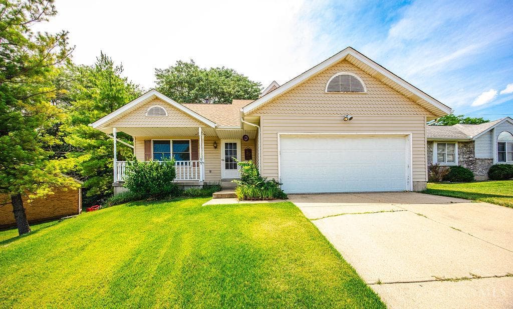 11 Thornhill Drive