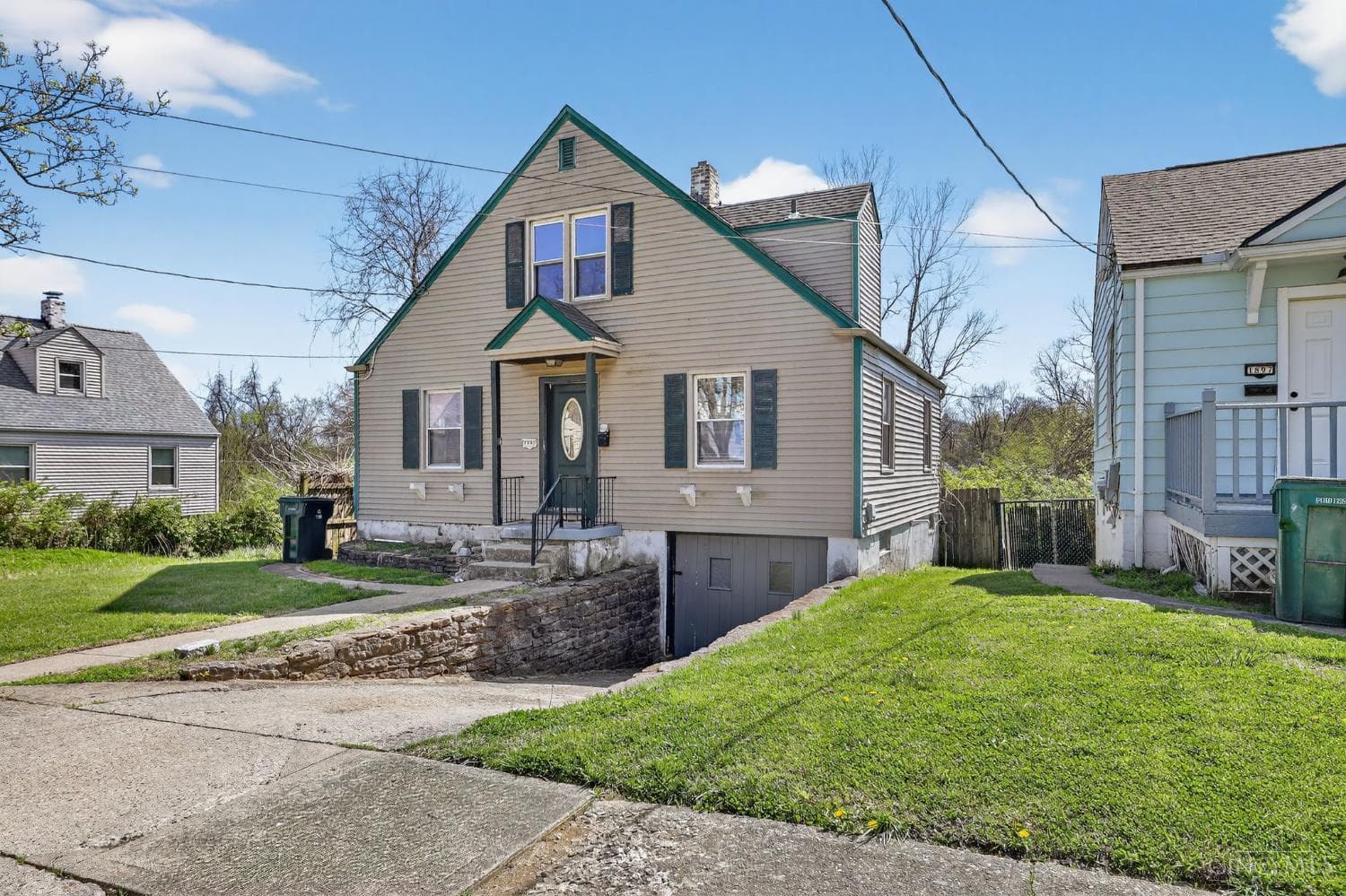 1893 Ashbrook Drive, Cincinnati