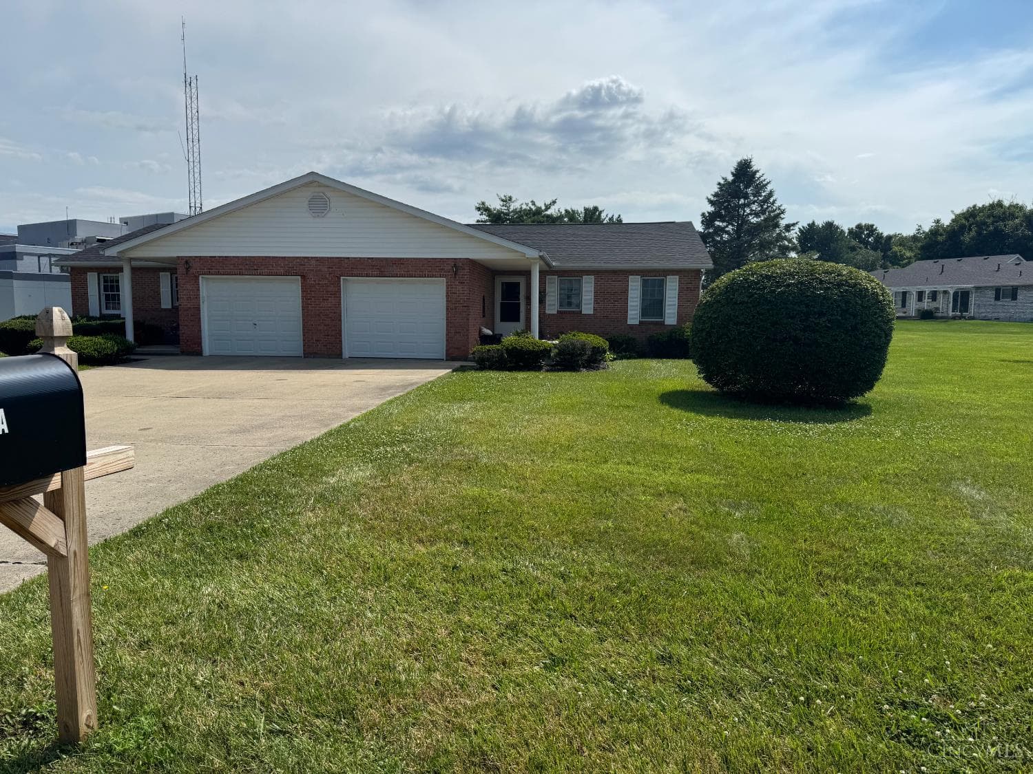112 Erin Court, Hillsboro