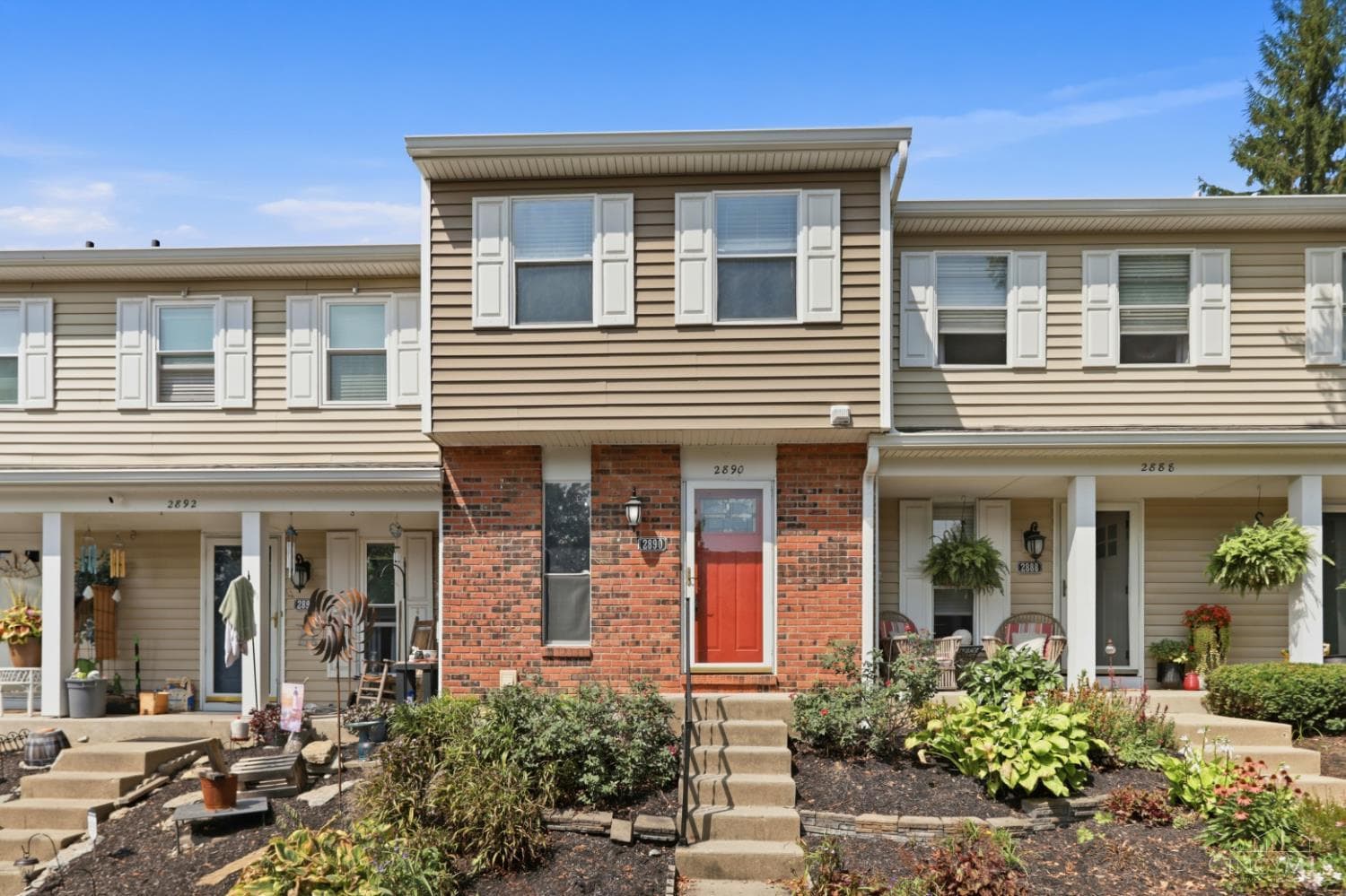 2890 Millbank Row, Deerfield Twp.