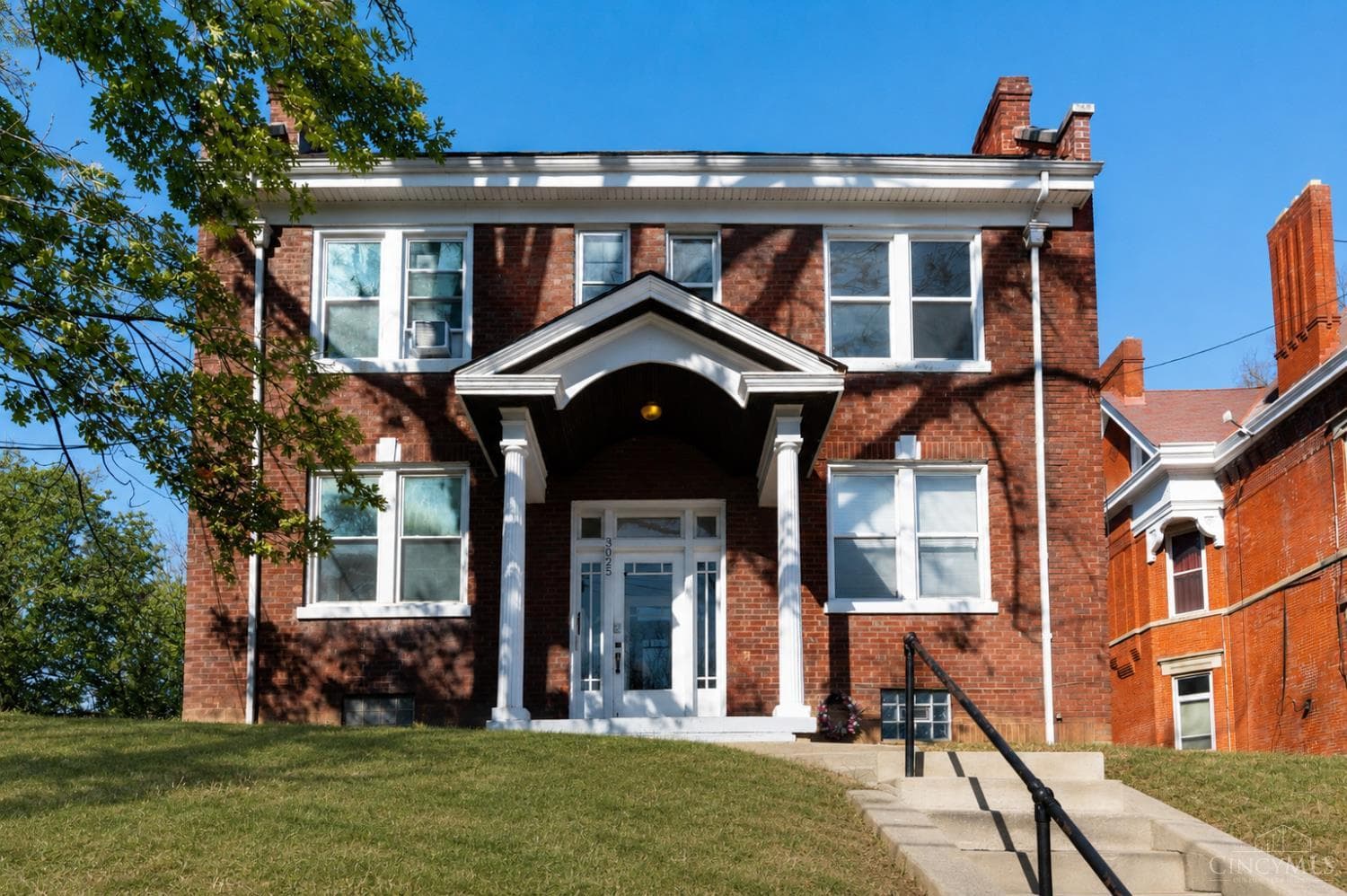 3025 Gilbert Avenue, Cincinnati