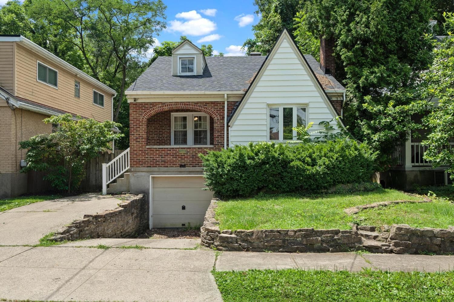 3445 Oak View Place, Cincinnati