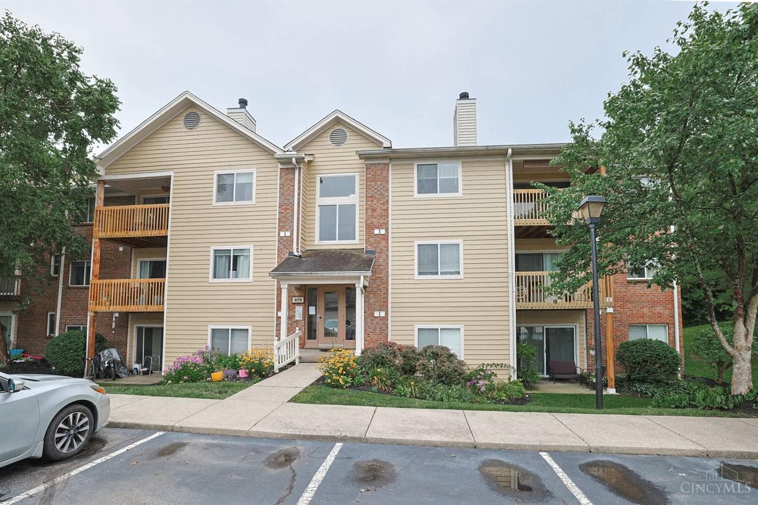 979 Cedar Ridge Drive, Pierce Twp