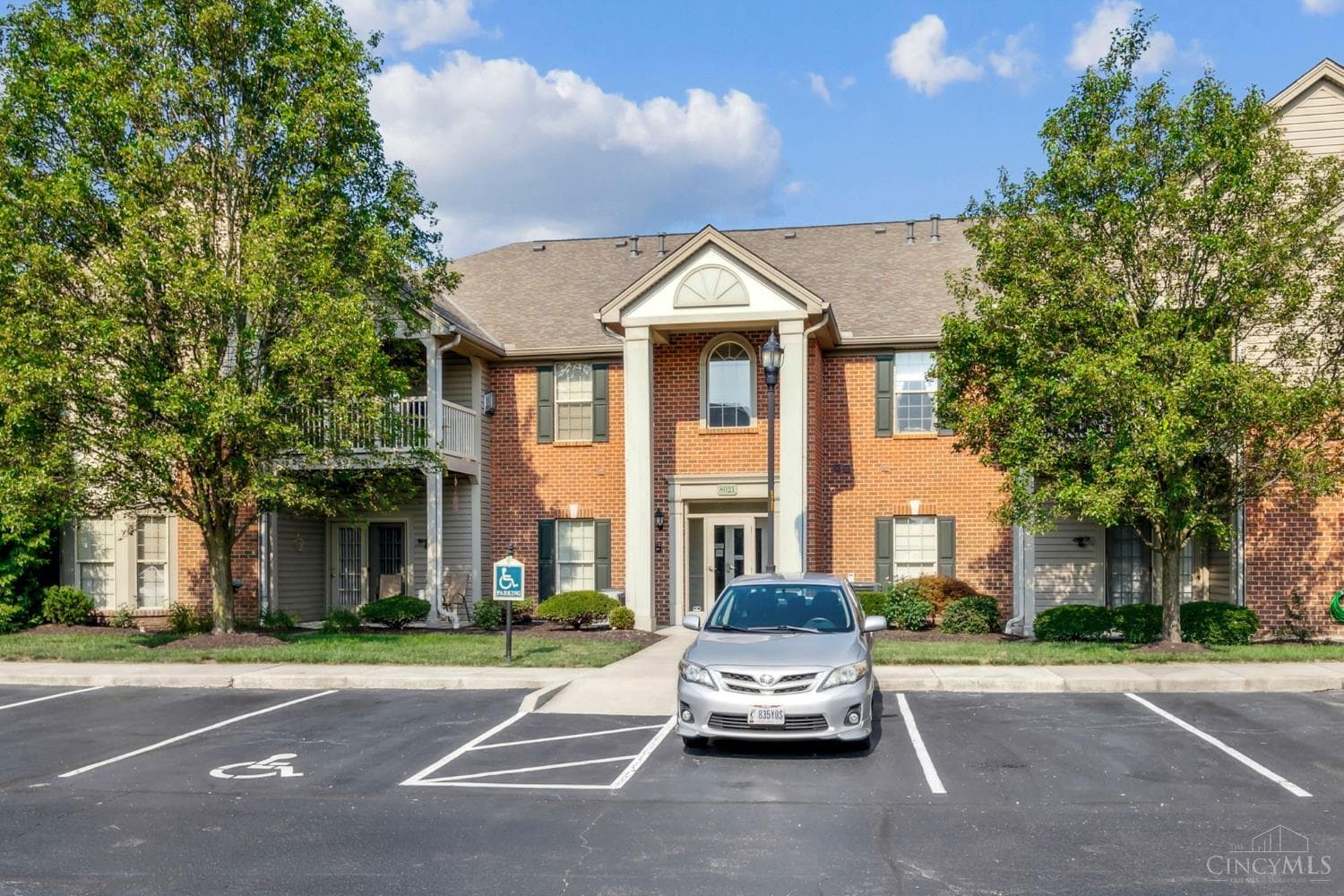 8021 Pinnacle Point Drive, West Chester