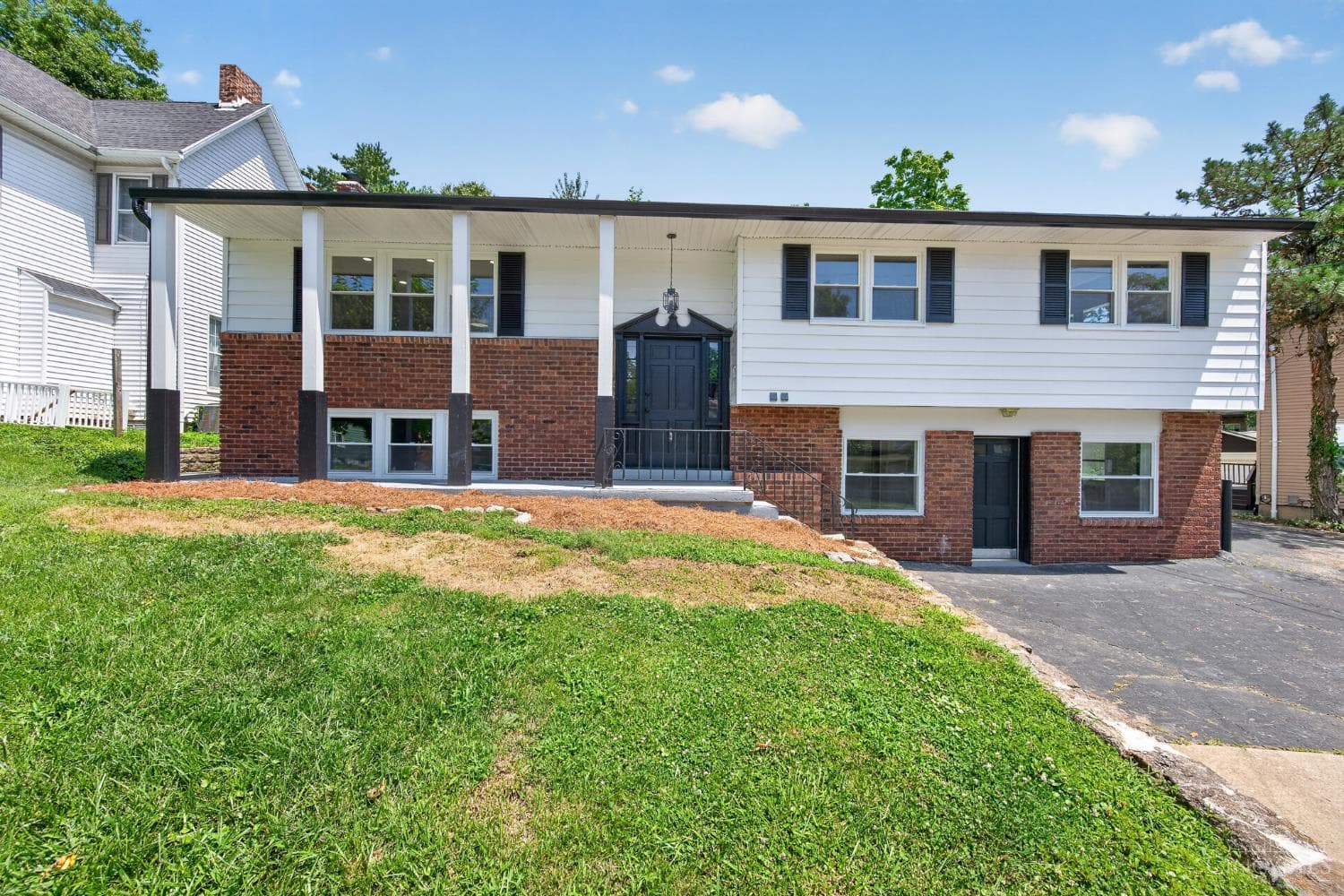 6244 Beechmont Avenue, Cincinnati