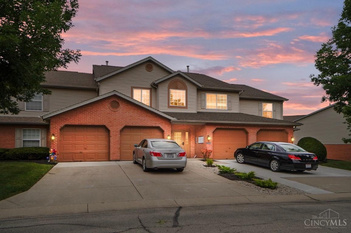 5444 Harbourwatch Way, Deerfield Twp.