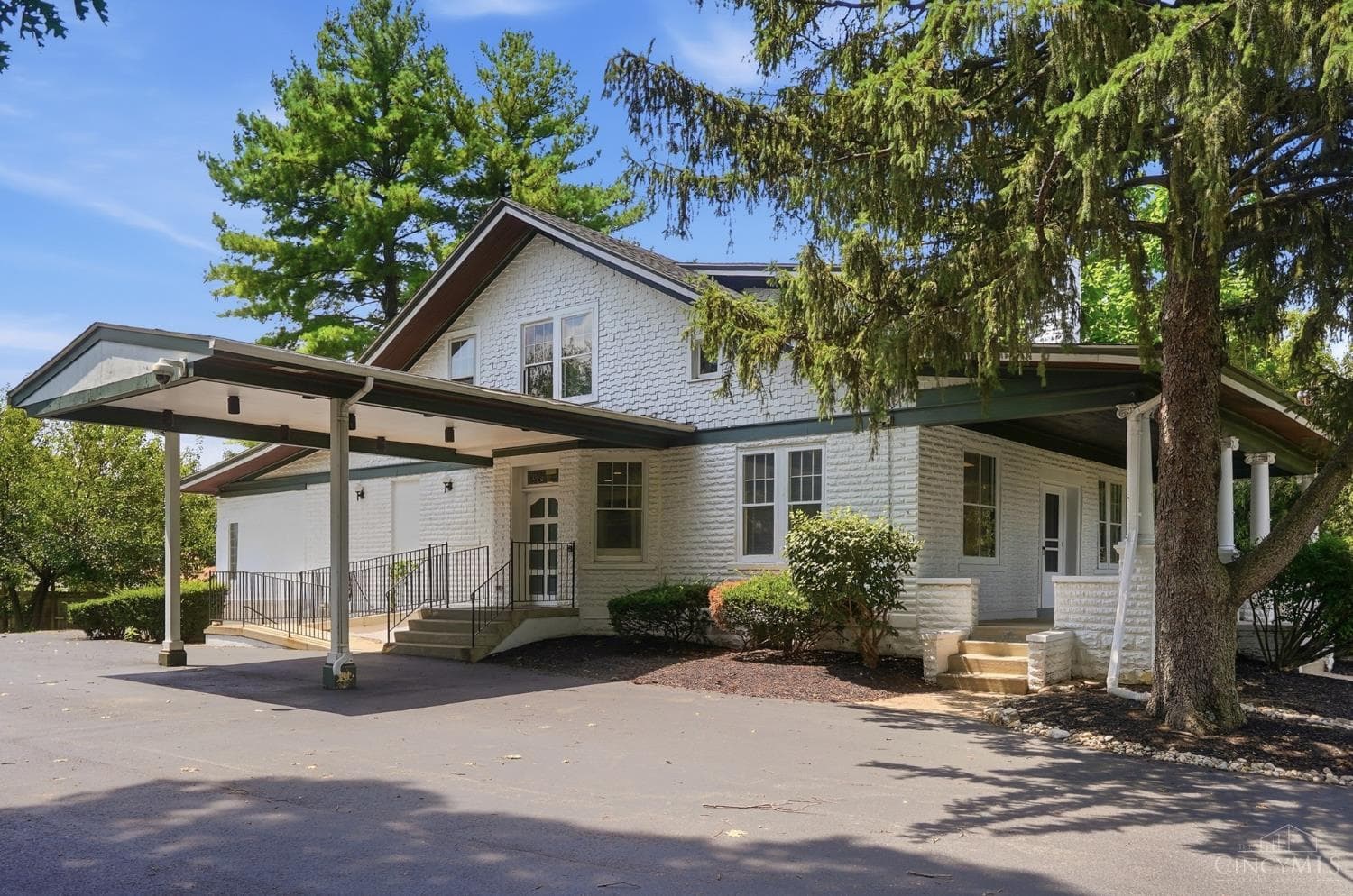 7293 Beechmont Avenue, Anderson Twp
