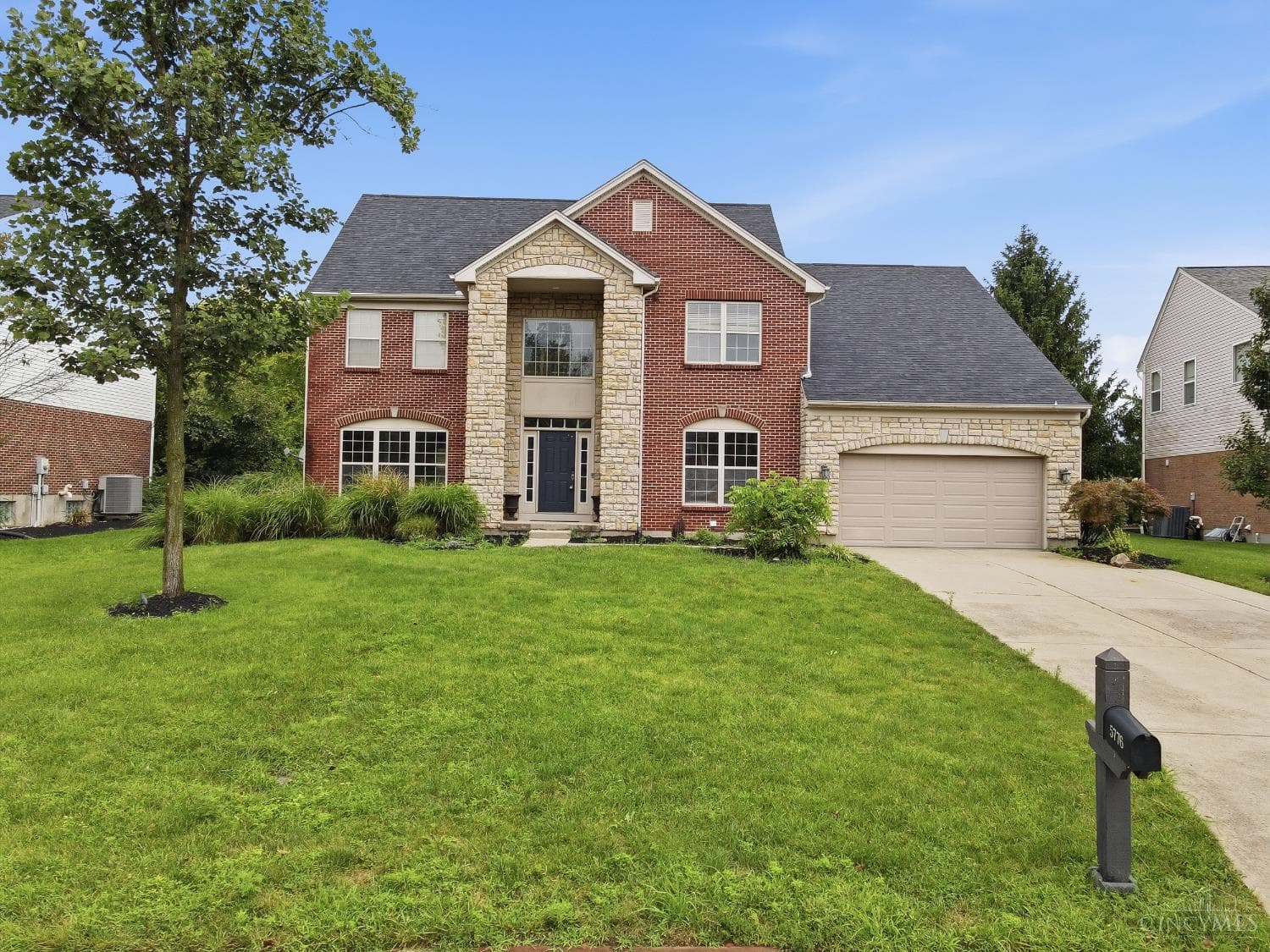 5776 Squires Gate Drive, Deerfield Twp.