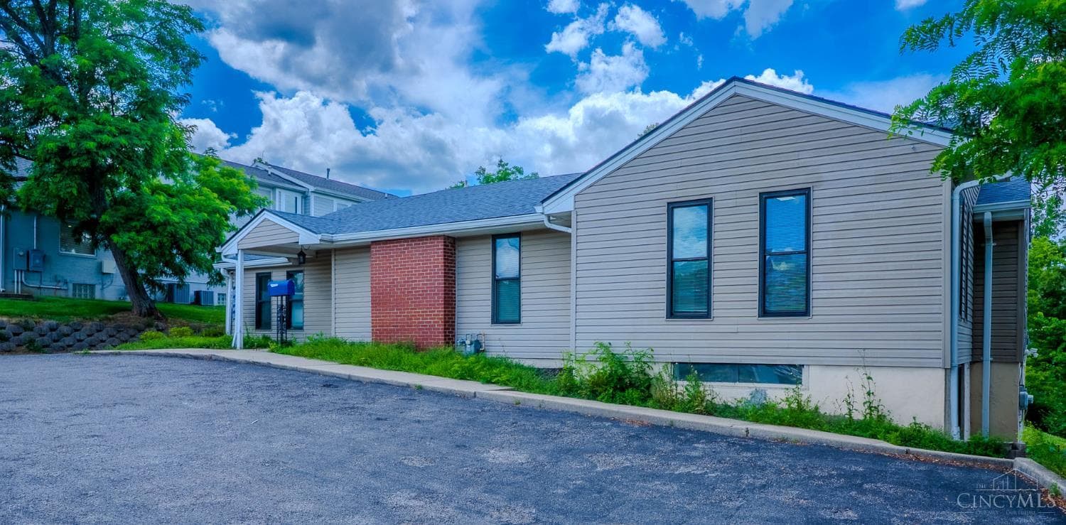 10587 Montgomery Road, Montgomery