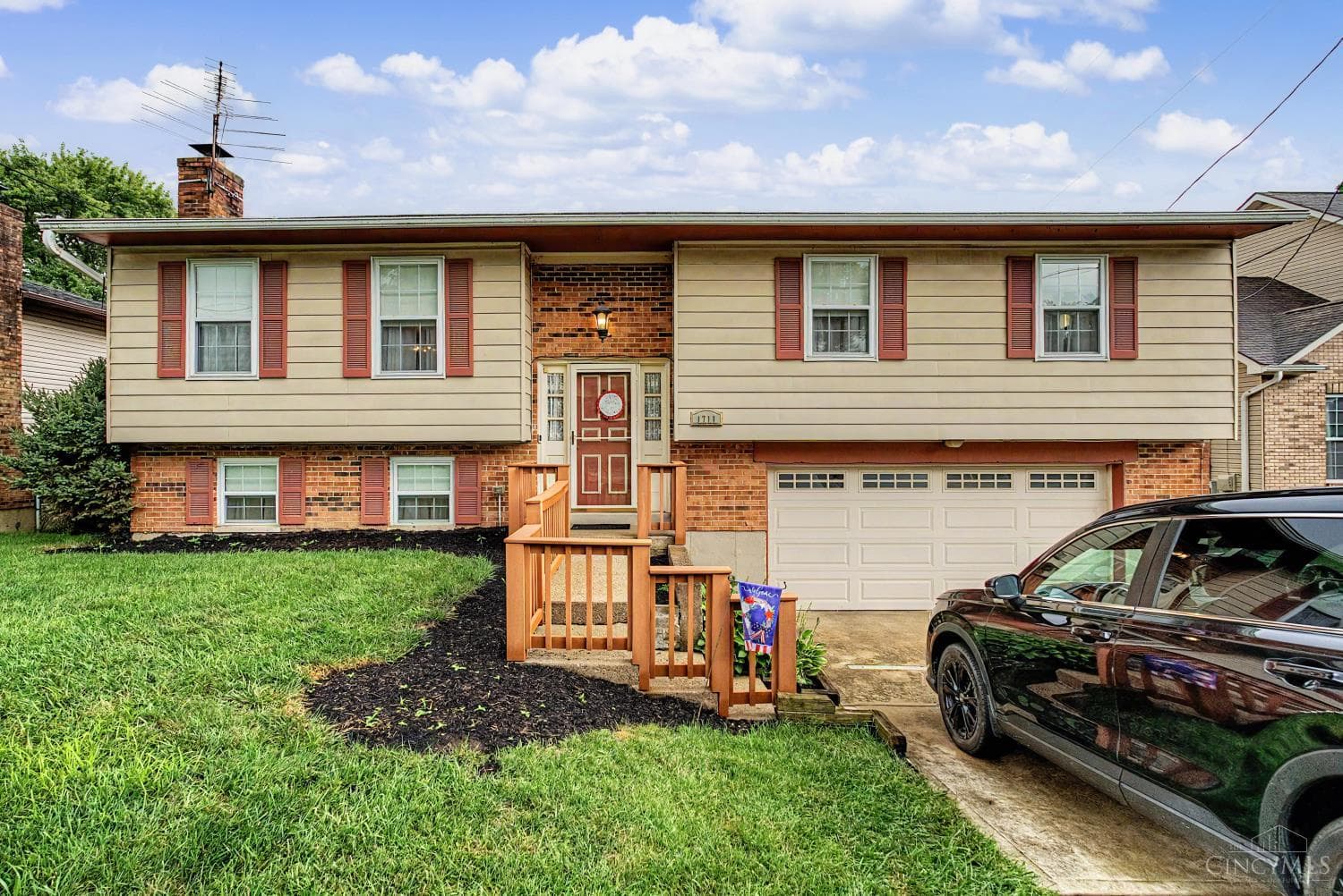 1711 Eight Mile Road, Anderson Twp