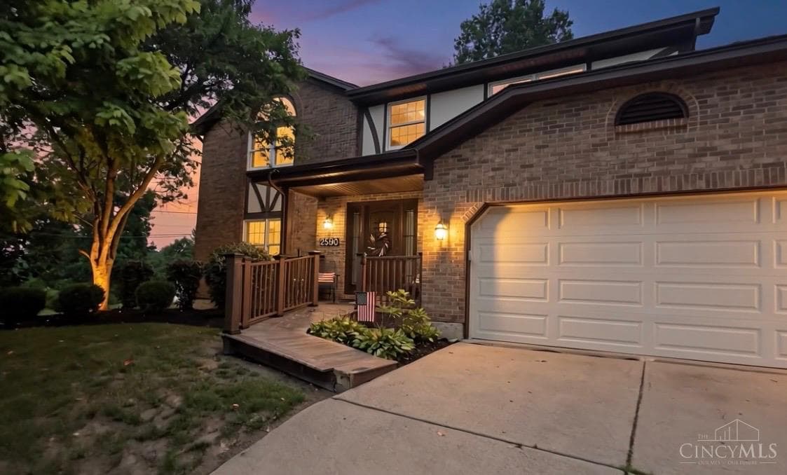 2590 Westbourne Drive, Cincinnati