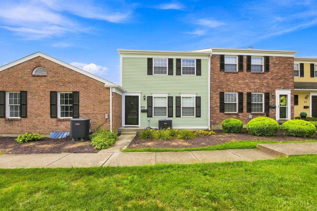 124 Chapel Hill Drive, Fairfield