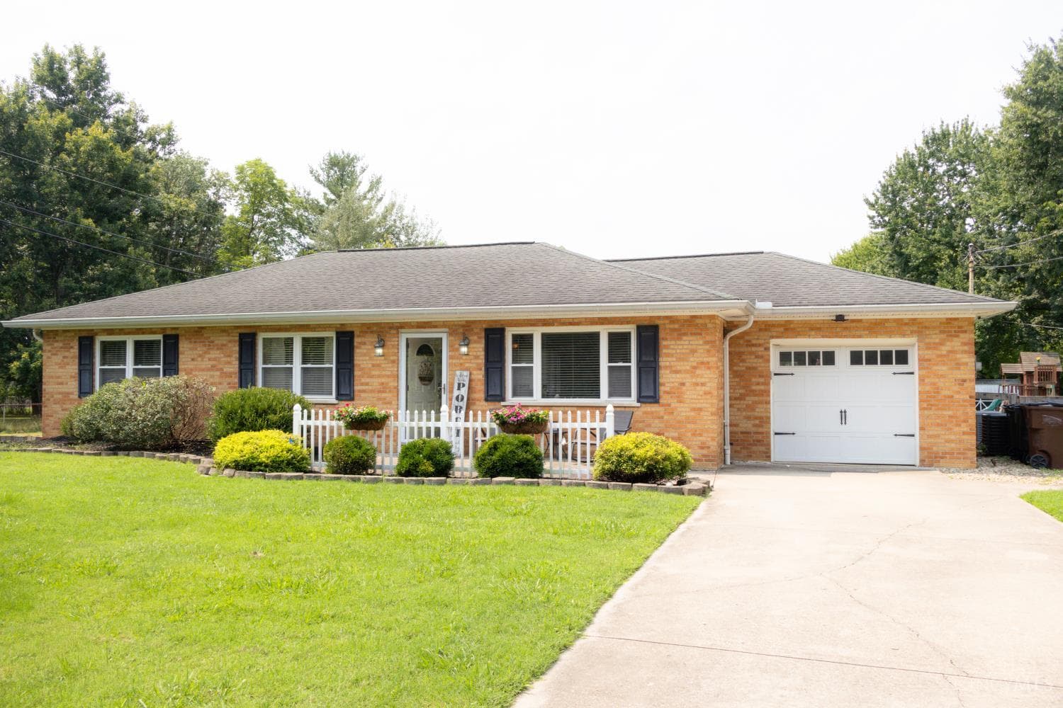 3237 Jenny Lind Road, Pierce Twp