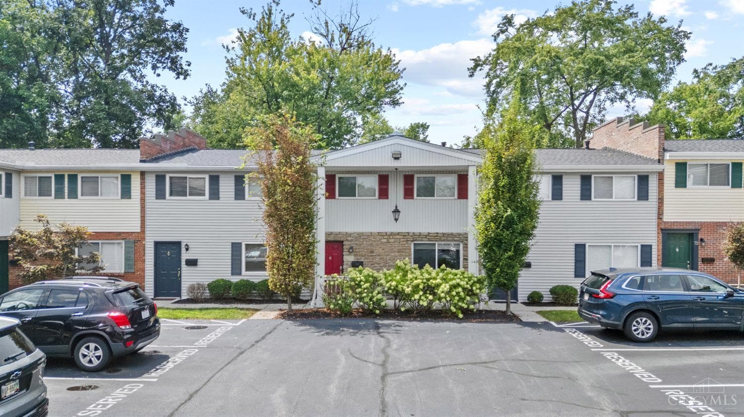 7752 Montgomery Road, Sycamore Twp
