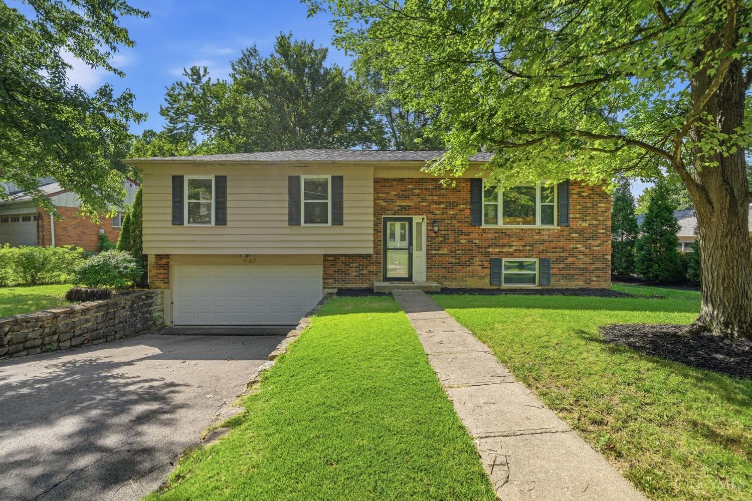 1987 Gainsborough Lane, Anderson Twp