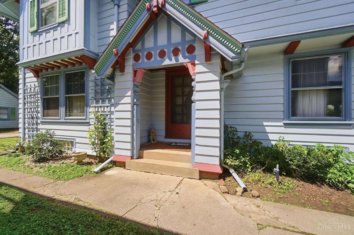 627 Main Street, Hamilton