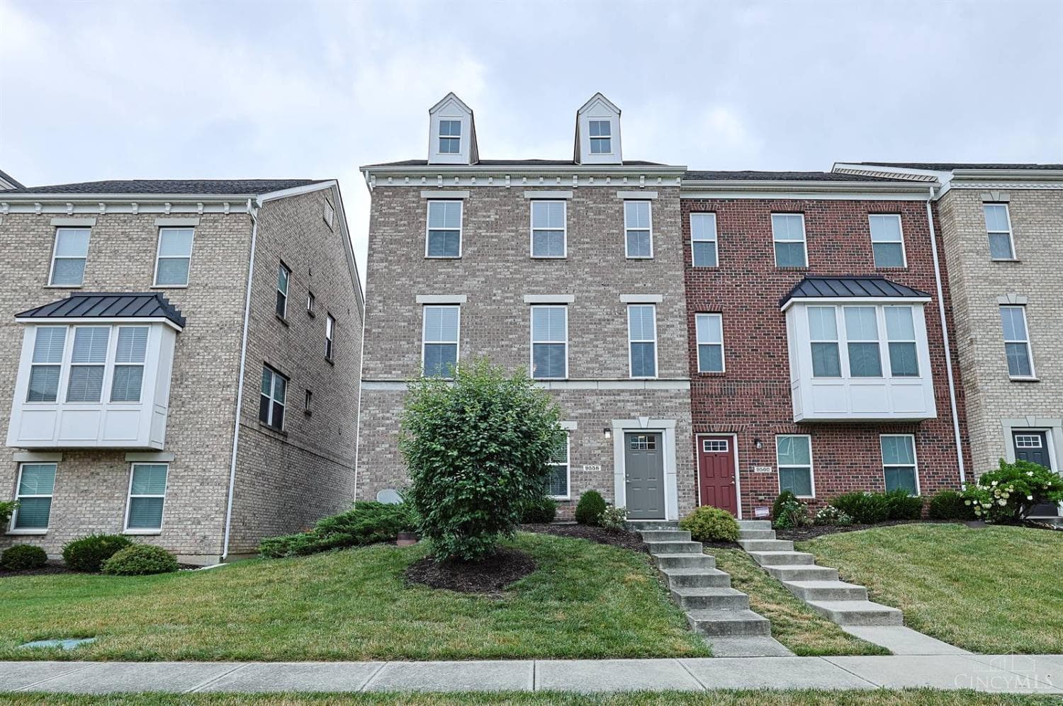 9558 Cobblestone Walk, West Chester