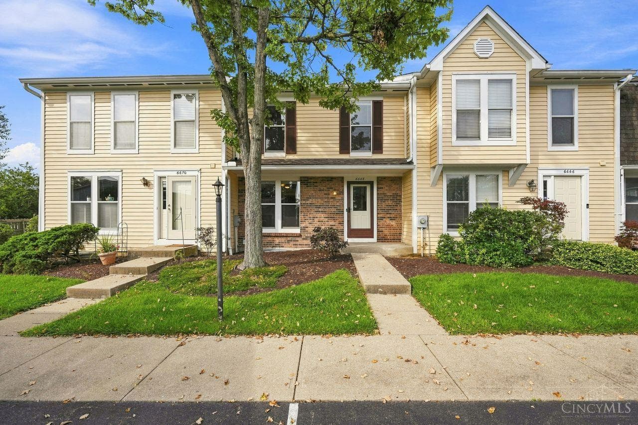 6668 Ashley Court, Mason